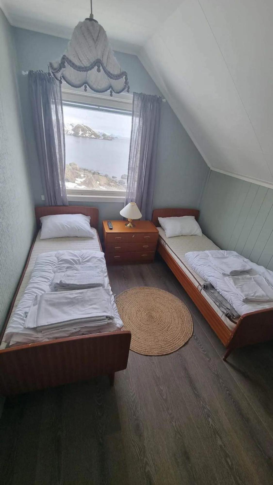 House By The Sea Reine, Lofoten Extérieur photo