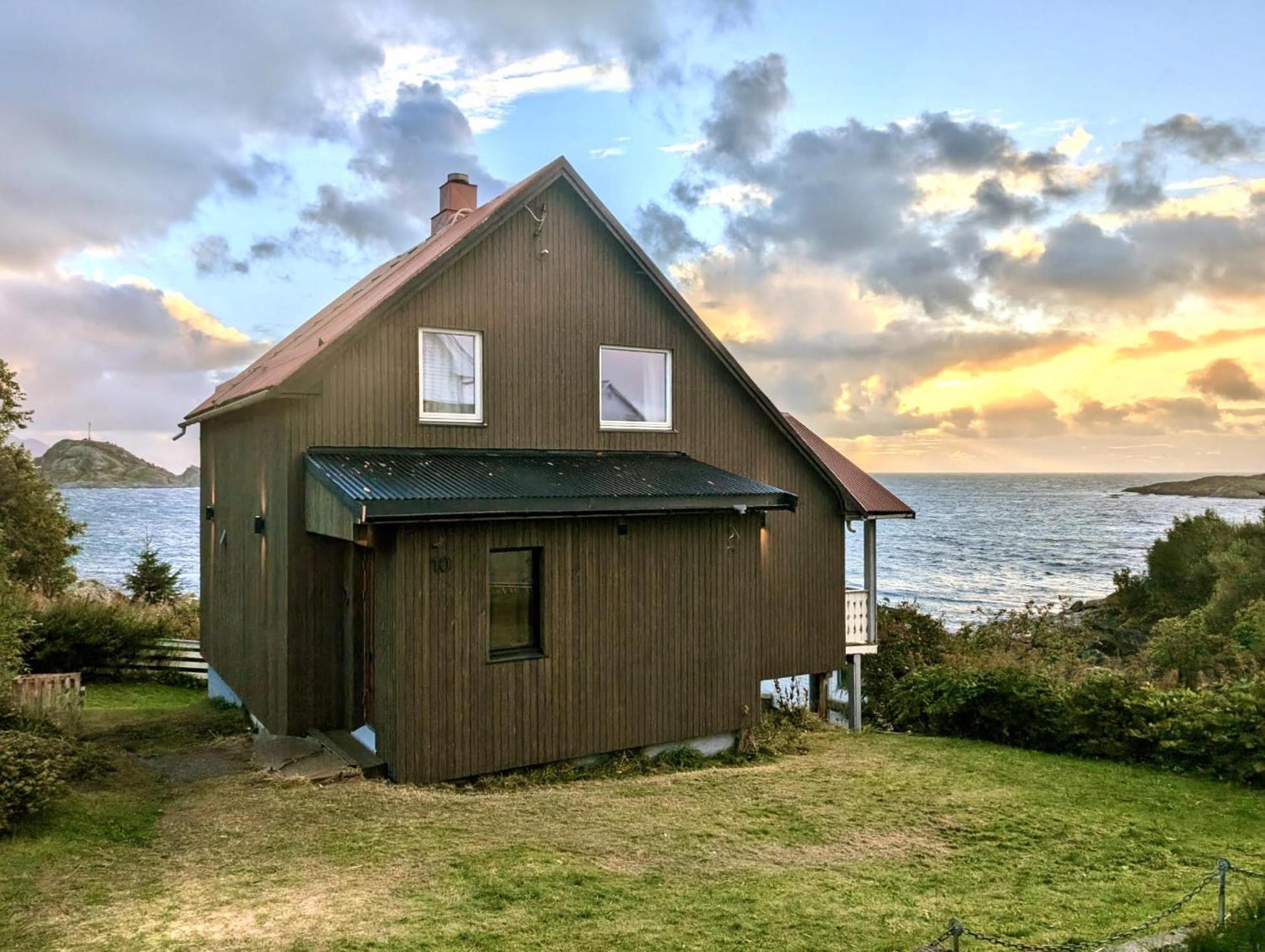 House By The Sea Reine, Lofoten Extérieur photo